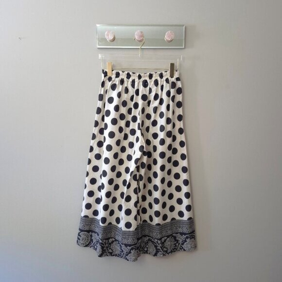 EUC Julietta ecru & black polka dot & floral jacquard print pleated culottes M L - Picture 4 of 6